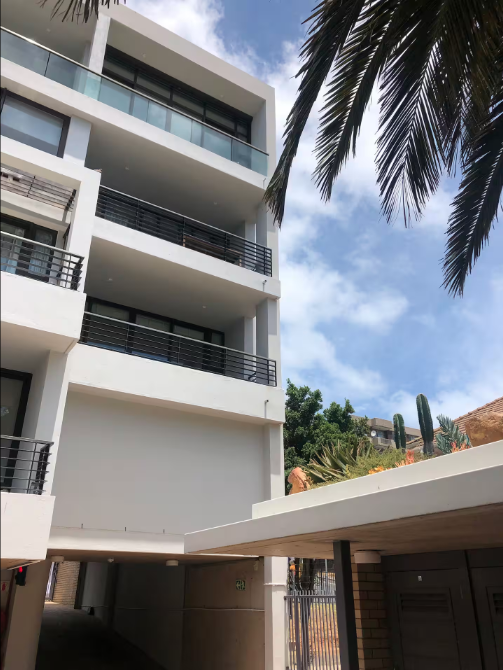 To Let 2 Bedroom Property for Rent in Green Point Western Cape
